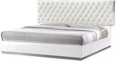 3 Piece Modern Bedroom Furniture Set, California King Platform Bed with 2x Nightstand, White Lacquer Finish