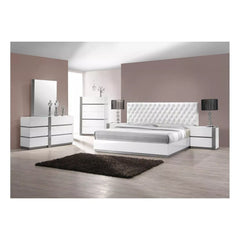 3 Piece Modern Bedroom Furniture Set, California King Platform Bed with 2x Nightstand, White Lacquer Finish