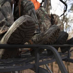 Lockdown 21 ft. 2-Man Ladder Treestand LD202E